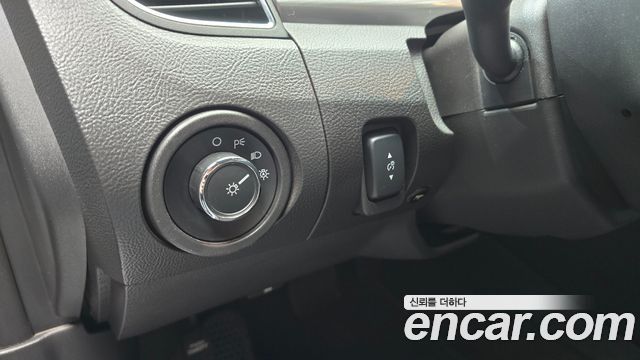 Ford Taurus 2013 — photo 15