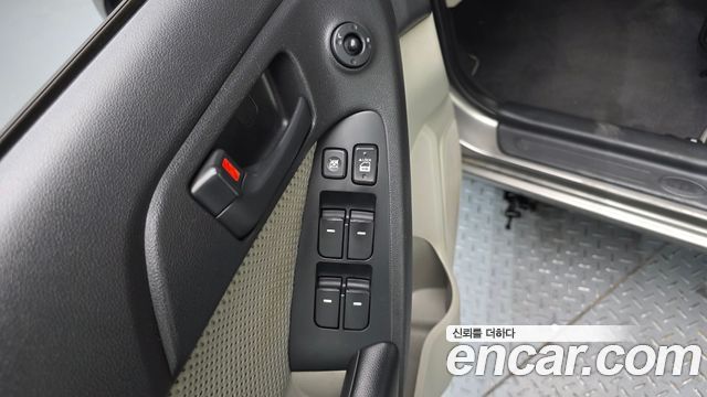 Kia Porte 2011 — photo 14