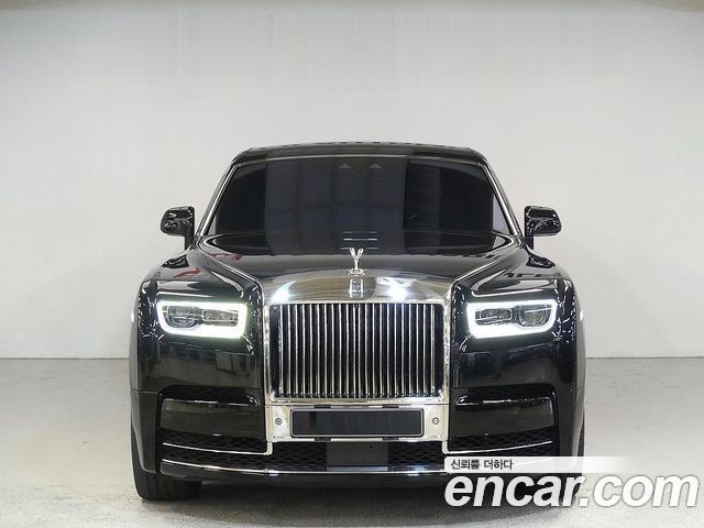 Rolls-Royce Phantom 2020 — photo 2