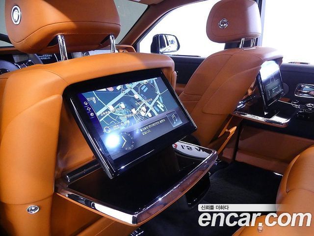 Rolls-Royce Phantom 2020 — photo 14