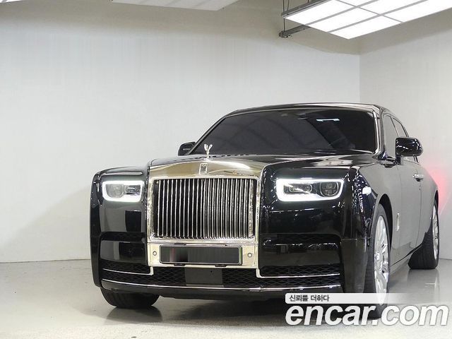 Rolls-Royce Phantom 2020 — photo 19