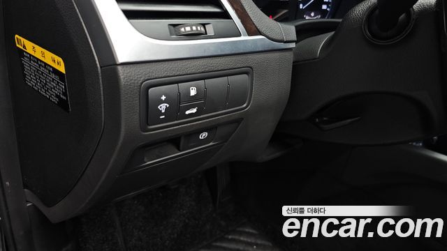Hyundai Genesis 2016 — photo 27