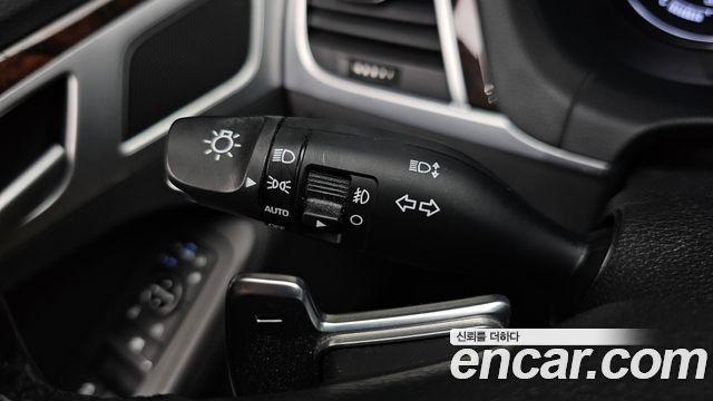 Hyundai Genesis 2016 — photo 29