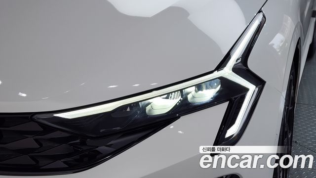 Kia K5 2024 — photo 8