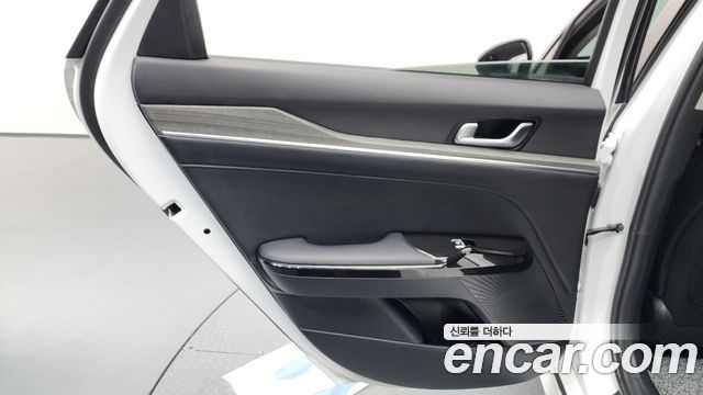 Kia K5 2024 — photo 15