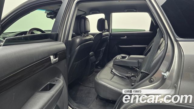 Kia Sorento 2011 — photo 12