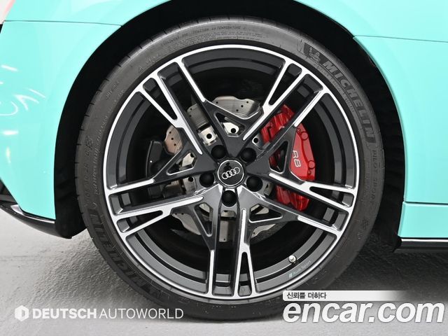 Audi R8 2021 — photo 5