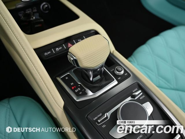 Audi R8 2021 — photo 9