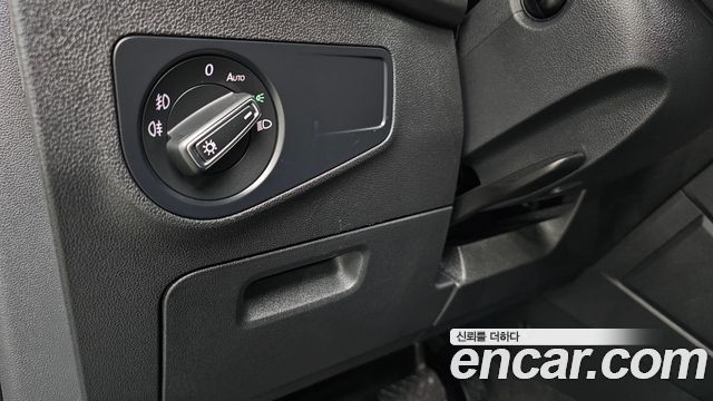 Volkswagen Tiguan 2020 — photo 26