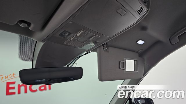 Volkswagen Tiguan 2020 — photo 32
