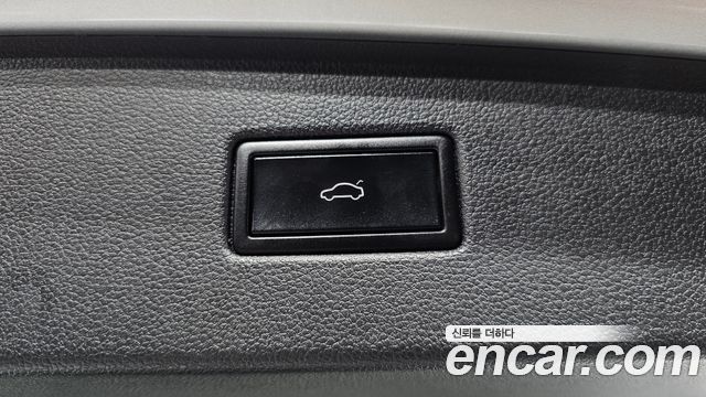 Volkswagen Tiguan 2020 — photo 35