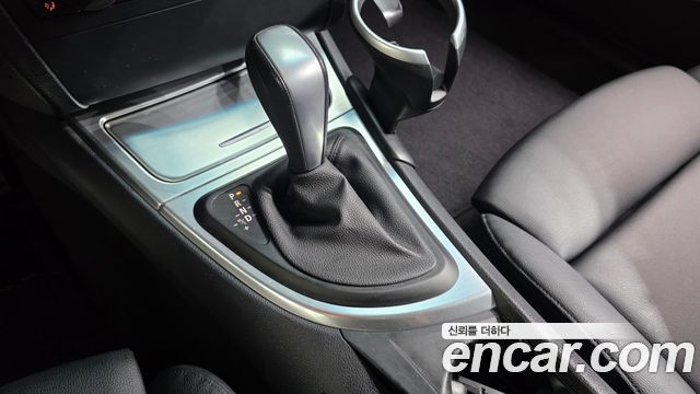 BMW 1-Series 2010 — photo 9