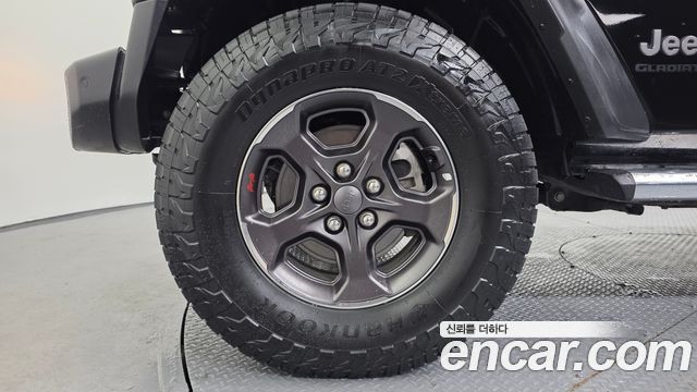 Jeep Gladiator 2021 — photo 5