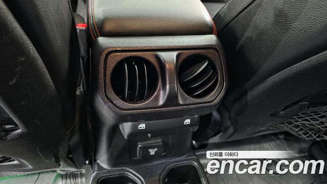 Jeep Gladiator 2021 — photo 25