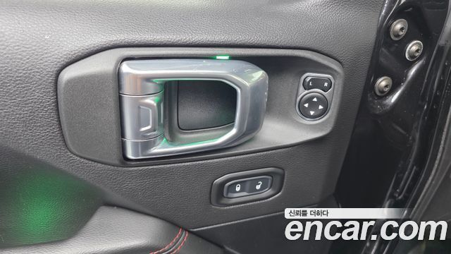 Jeep Gladiator 2021 — photo 27