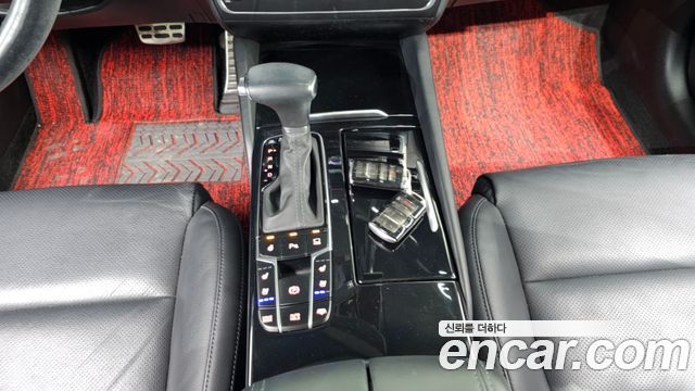 Kia K7 2018 — photo 12