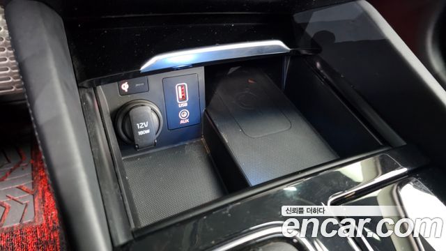 Kia K7 2018 — photo 18