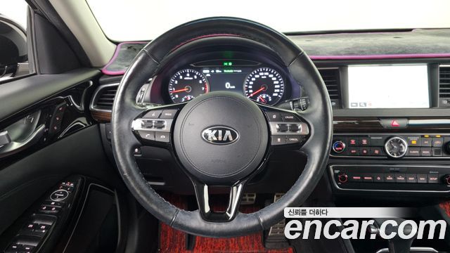 Kia K7 2018 — photo 20