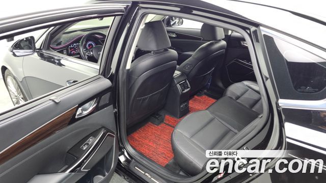 Kia K7 2018 — photo 25