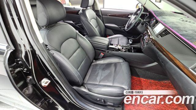 Kia K7 2018 — photo 26