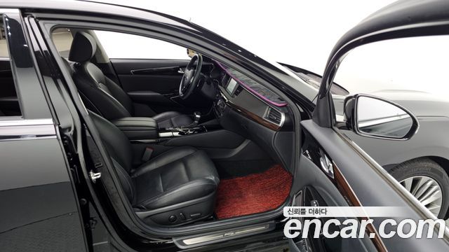 Kia K7 2018 — photo 16