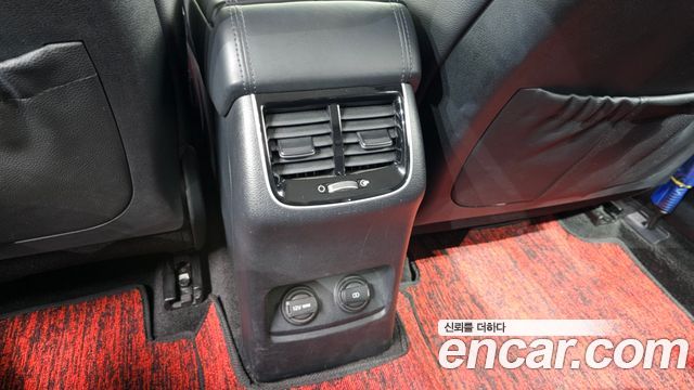 Kia K7 2018 — photo 31