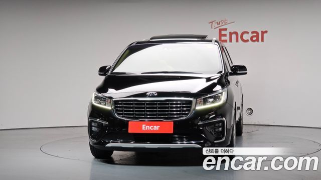 Kia Canival 2020 — photo 3