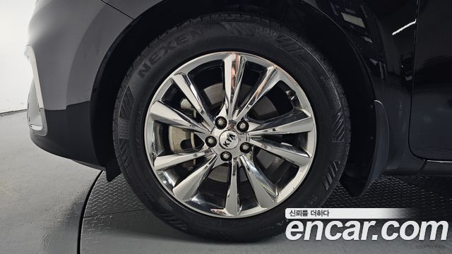 Kia Canival 2020 — photo 5