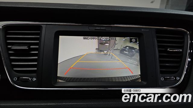 Kia Canival 2020 — photo 21