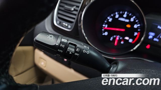 Kia Canival 2020 — photo 33
