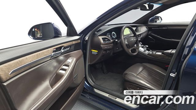 Genesis G90 2019 — photo 10