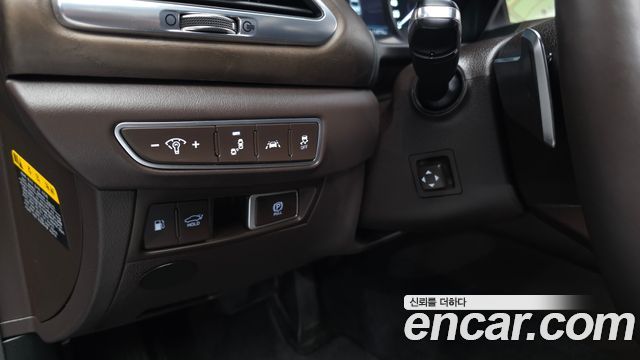 Genesis G90 2019 — photo 18