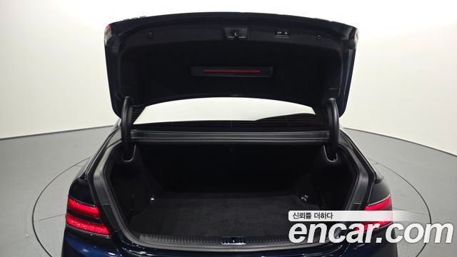 Genesis G90 2019 — photo 20