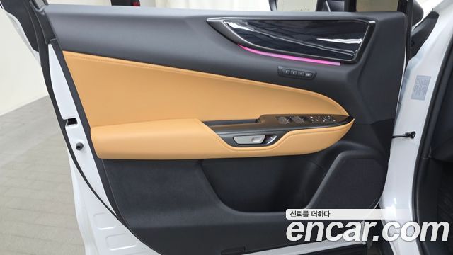 Lexus NX 2025 — photo 14