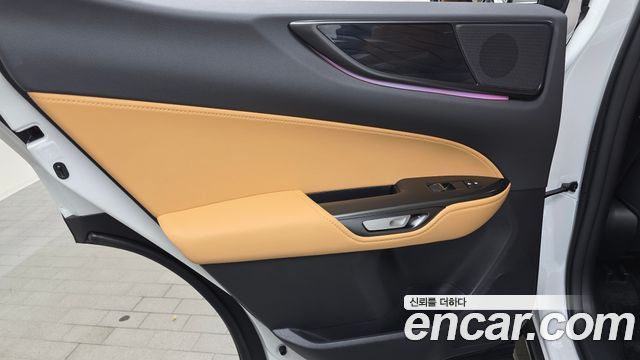 Lexus NX 2025 — photo 15