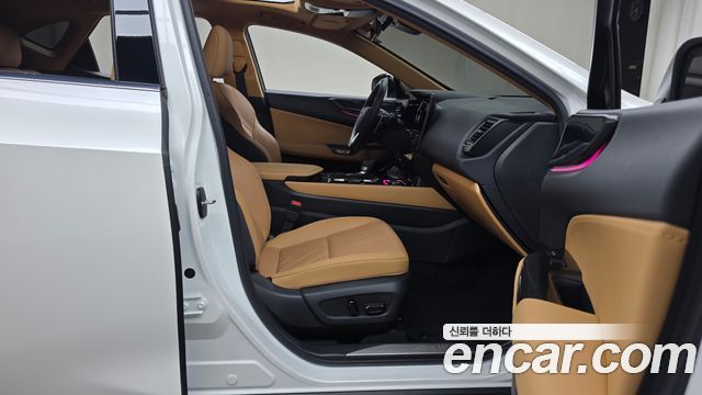Lexus NX 2025 — photo 16