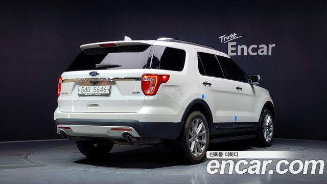 Ford Explorer 2017 — photo 2