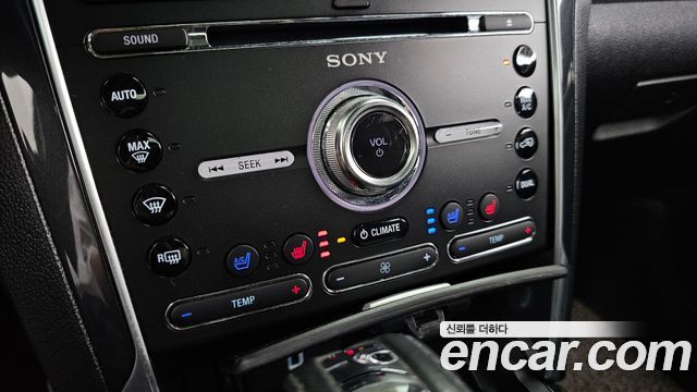 Ford Explorer 2017 — photo 19