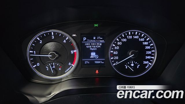 Hyundai Santafe 2019 — photo 11