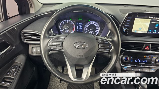Hyundai Santafe 2019 — photo 19