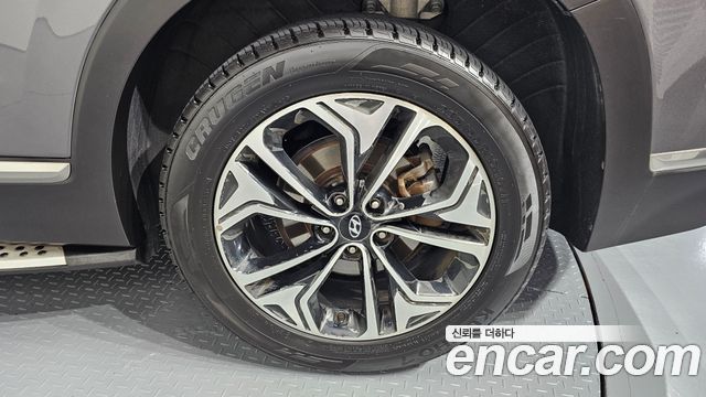 Hyundai Santafe 2019 — photo 7