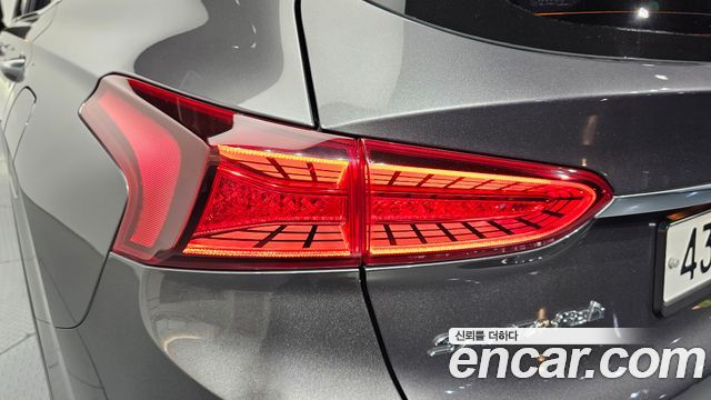 Hyundai Santafe 2019 — photo 9