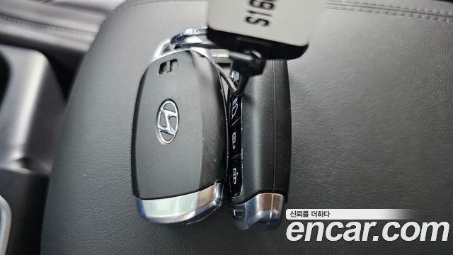 Hyundai Santafe 2019 — photo 27