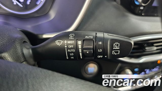 Hyundai Santafe 2019 — photo 28