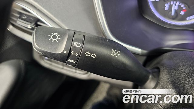 Hyundai Santafe 2019 — photo 30