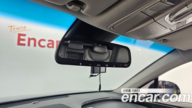 Hyundai Santafe 2019 — photo 31