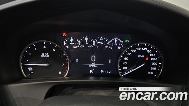 Cadillac CT6 2018 — photo 11