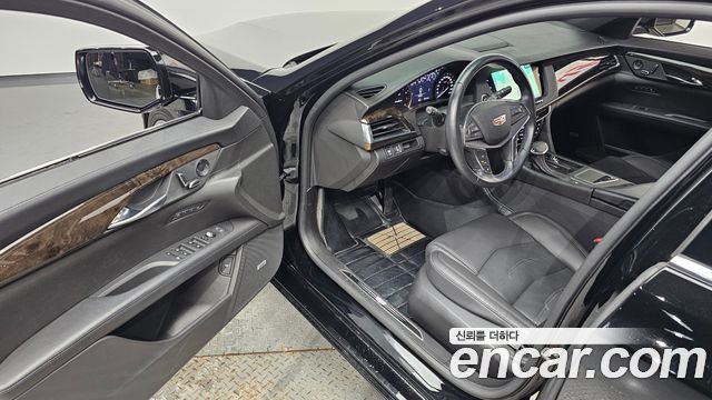 Cadillac CT6 2018 — photo 13