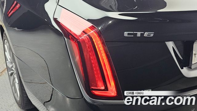 Cadillac CT6 2018 — photo 9