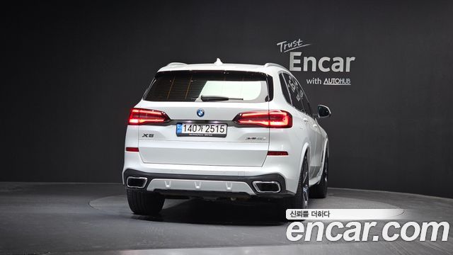 BMW X5 2022 — photo 4